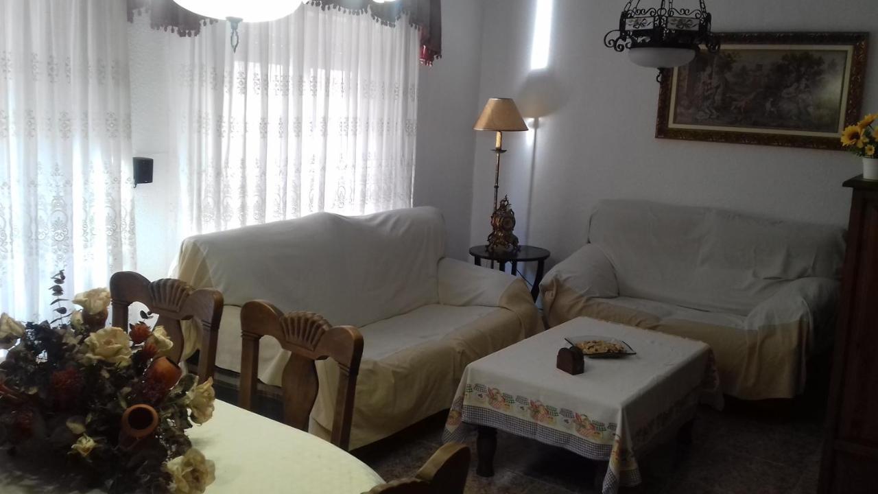 Apartamento El Misteri Elche Luaran gambar