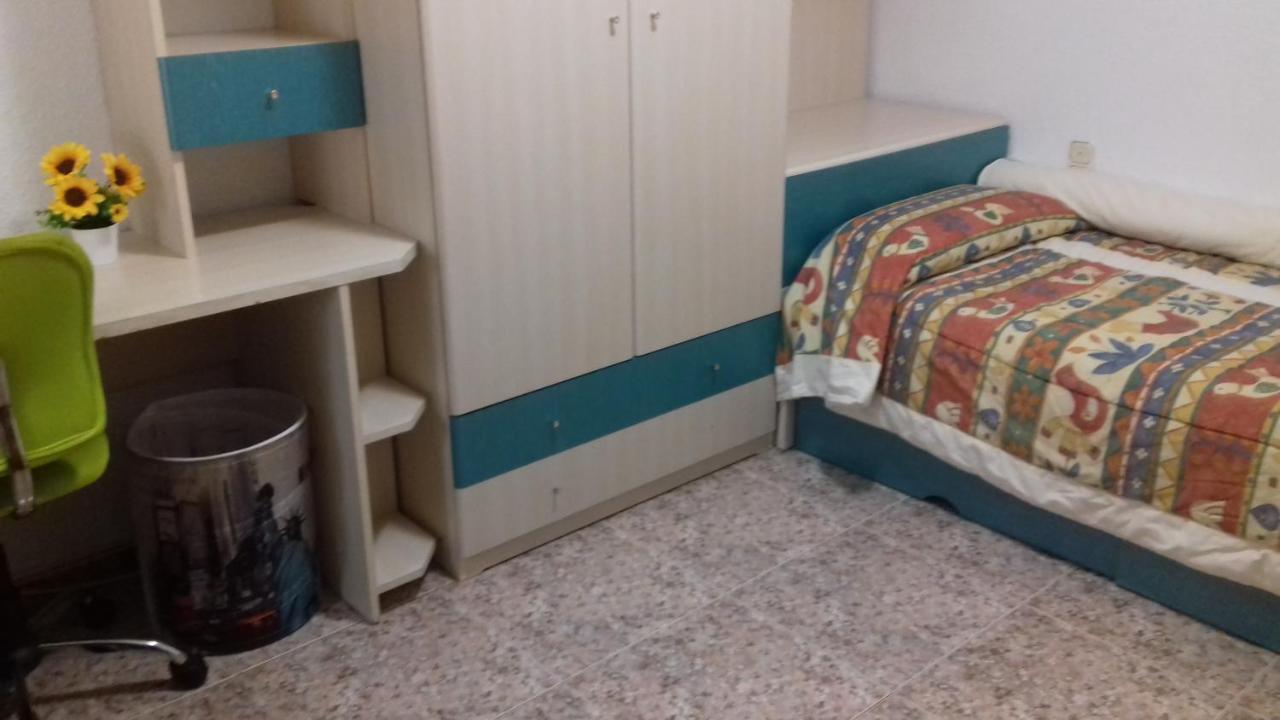 Apartamento El Misteri Elche Luaran gambar
