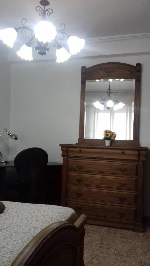 Apartamento El Misteri Elche Luaran gambar