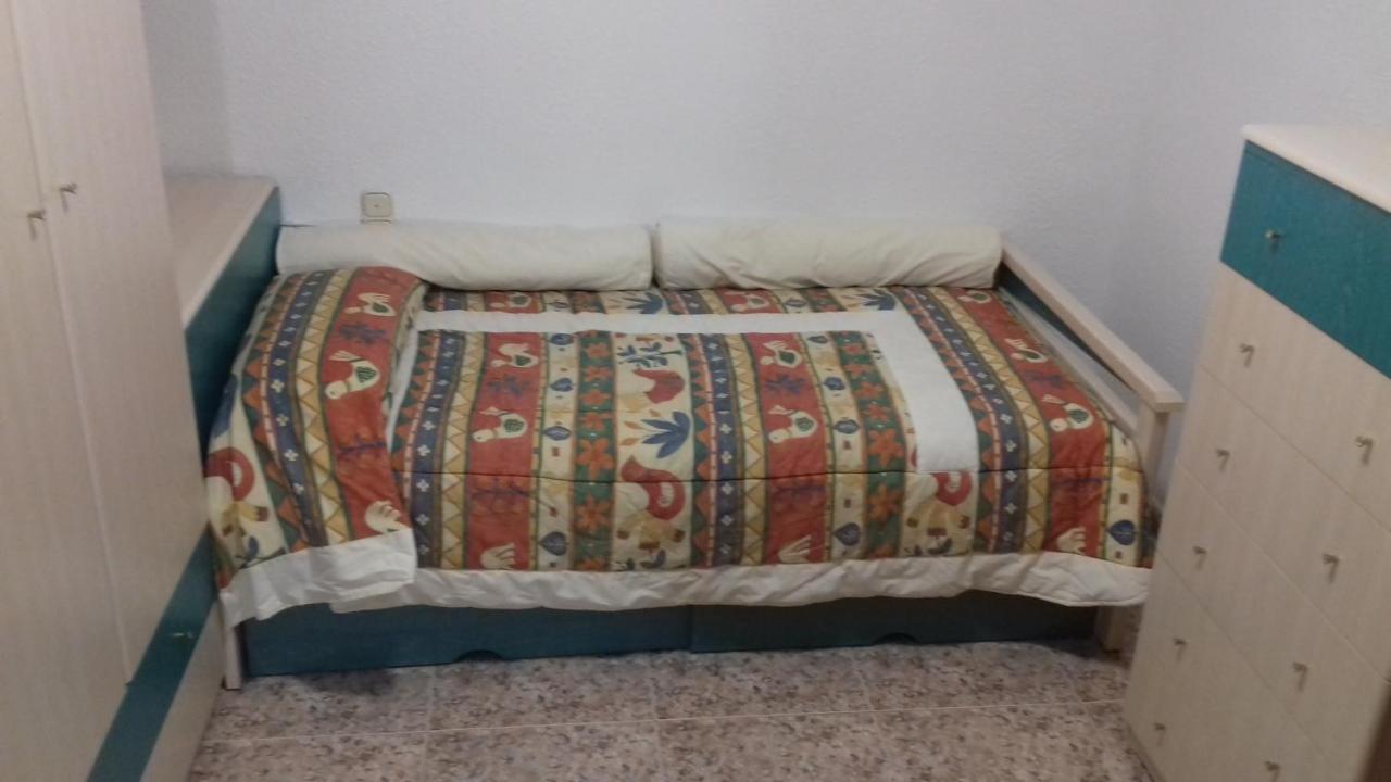 Apartamento El Misteri Elche Luaran gambar